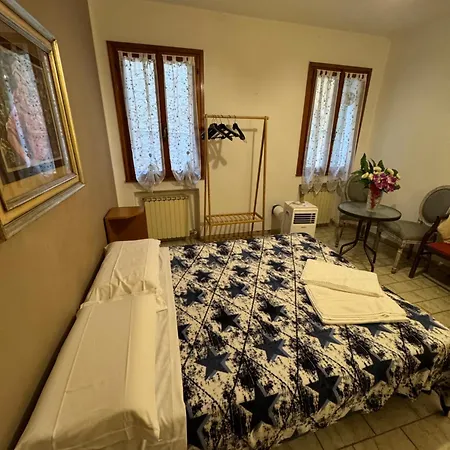 Apartment Maison D'Ax Venice Center Venice